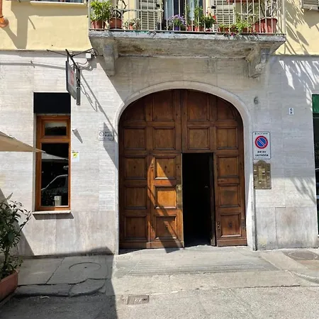 Myhouse Le Rosine - Affitti Brevi Italia