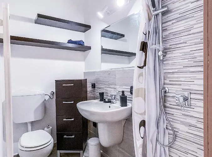 Myhouse Le Rosine - Affitti Brevi Italia Appartamento *