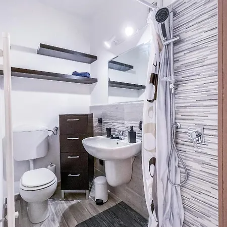 Myhouse Le Rosine - Affitti Brevi Italia Apartment *